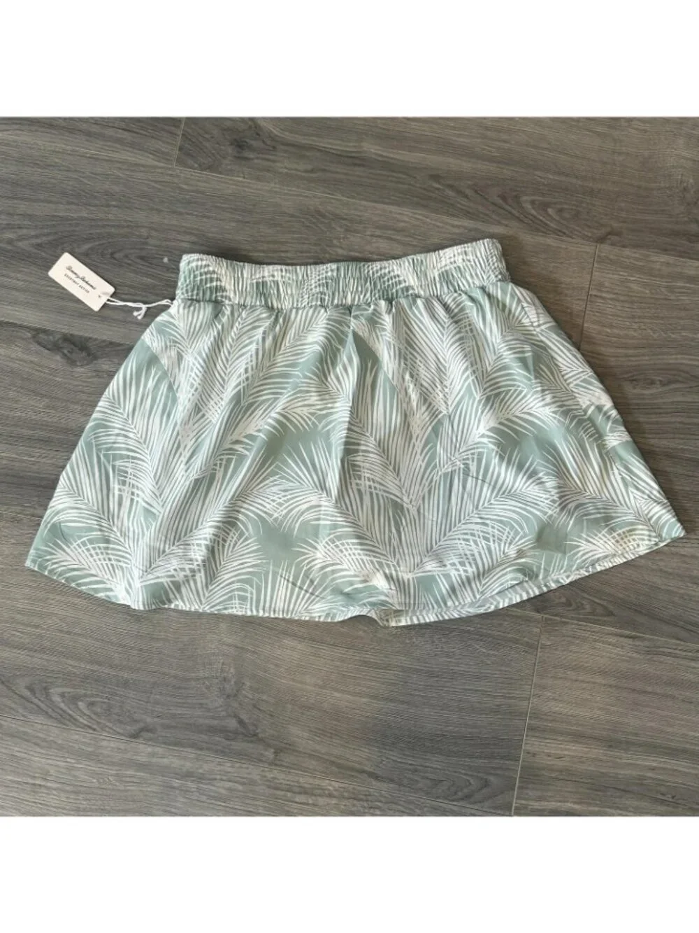 Tommy Bahama Skort Womens M Green Palm Print Everyday Active Lined Stretch Golf